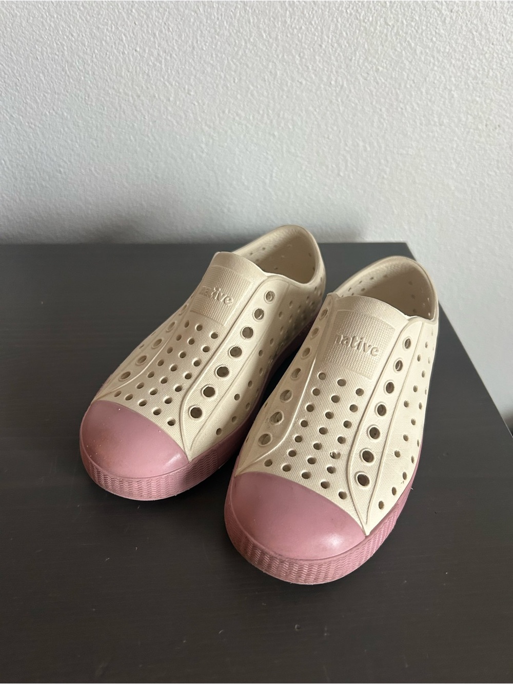 Native Kids Beige and Pink Perforated Slip-On Water Shoes
